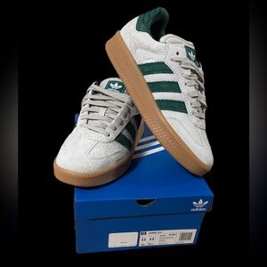 Adidas Samba XLG Green and Beige Sneakers * men’s size 11 EUC 1X